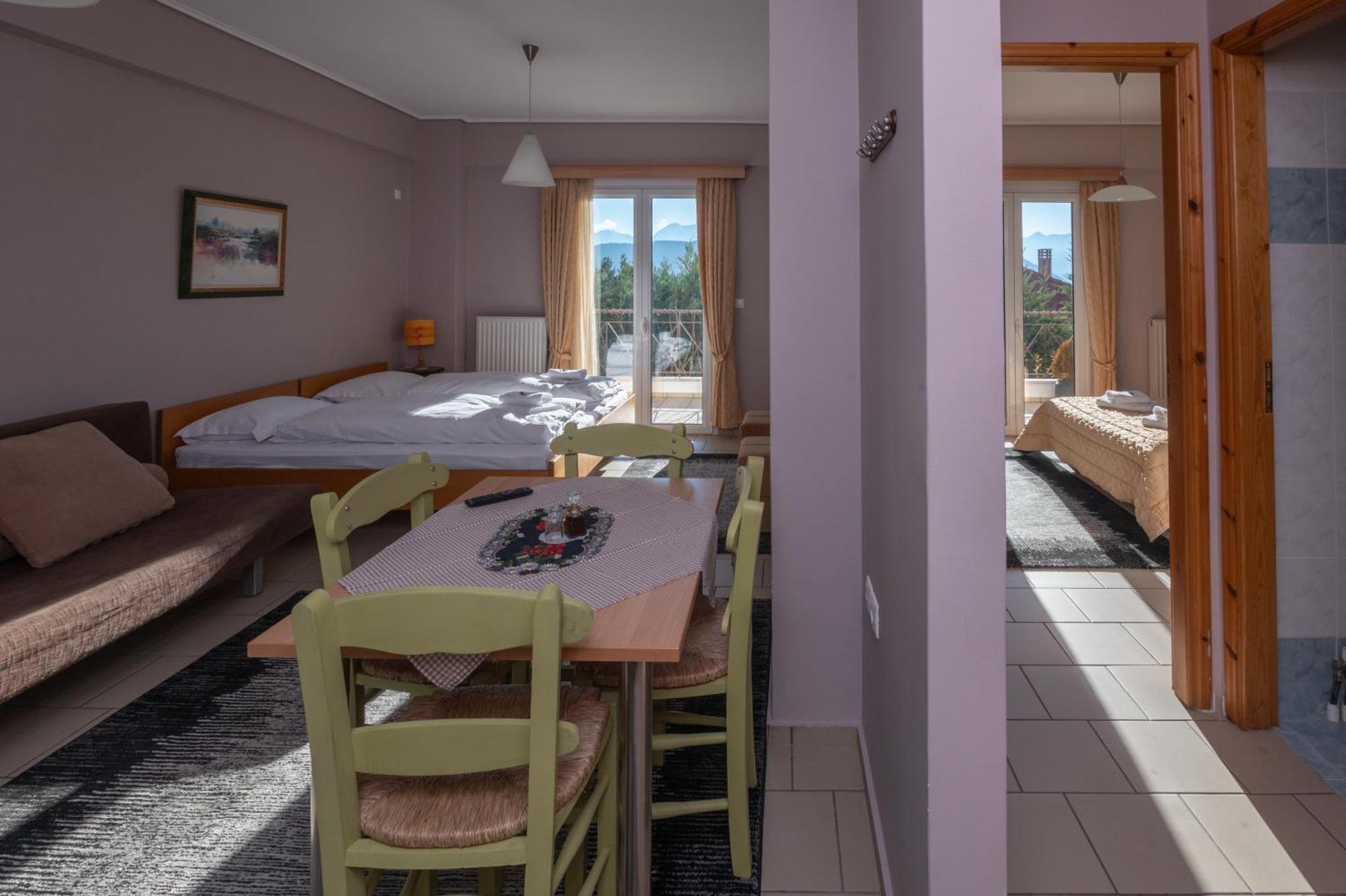 Xenonas Drimos Apart otel Karpenísion Dış mekan fotoğraf